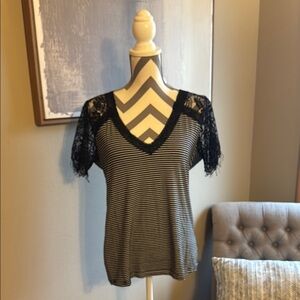 Vici Black and White Lace Fitted Blouse